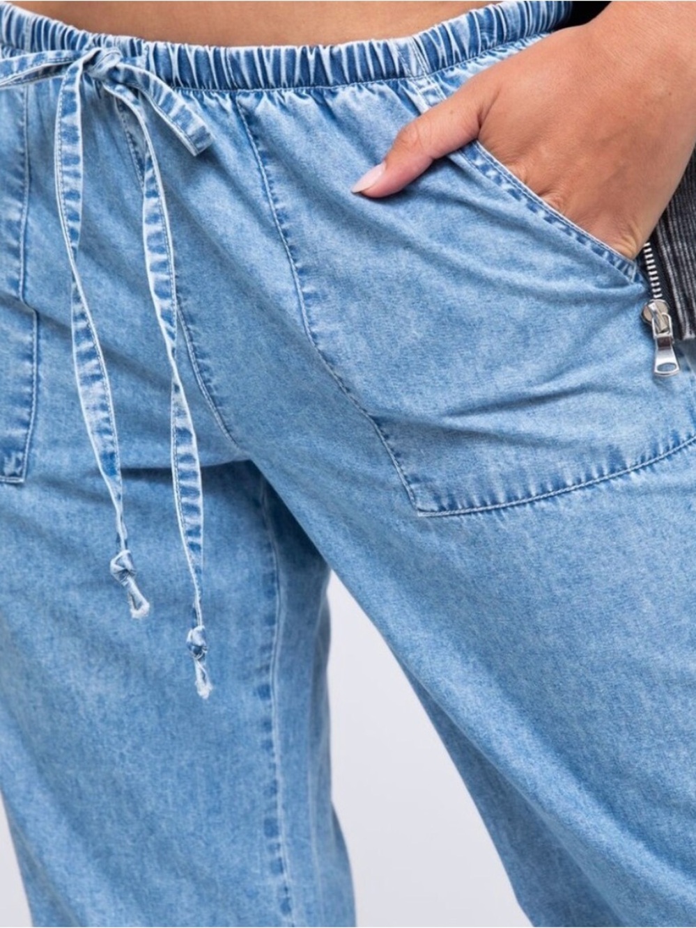 Rewash Low Rise Light Wash Denim Drawstring Pants - Picture 8 of 9